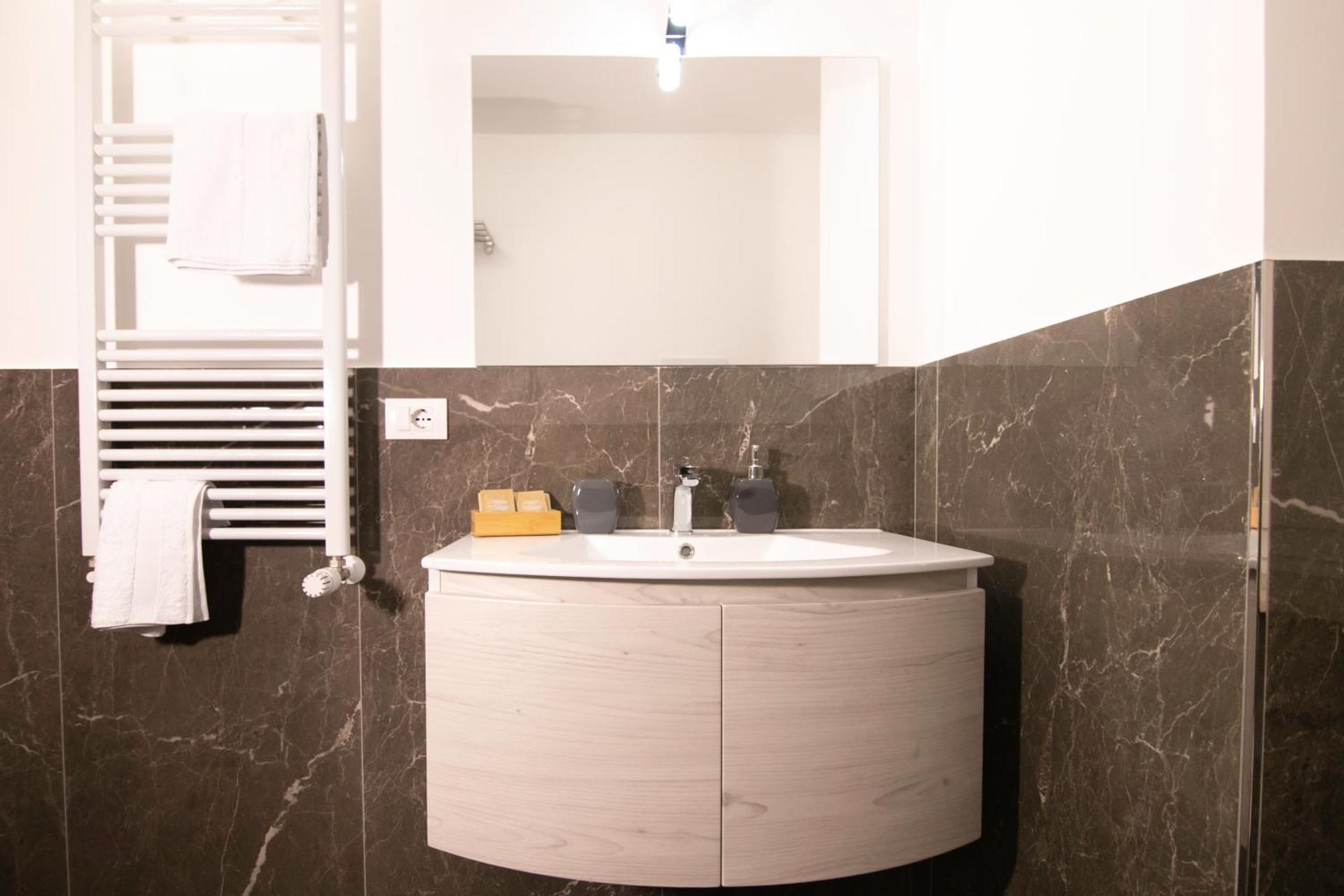 Villareale47 Luxury Suites & Rooms Palermo Exterior foto